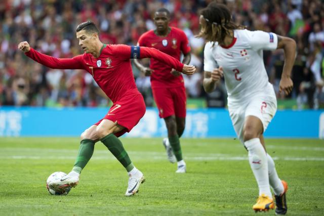 欧联-霍伊伦梅开二度加纳乔破门 曼联3-2胜